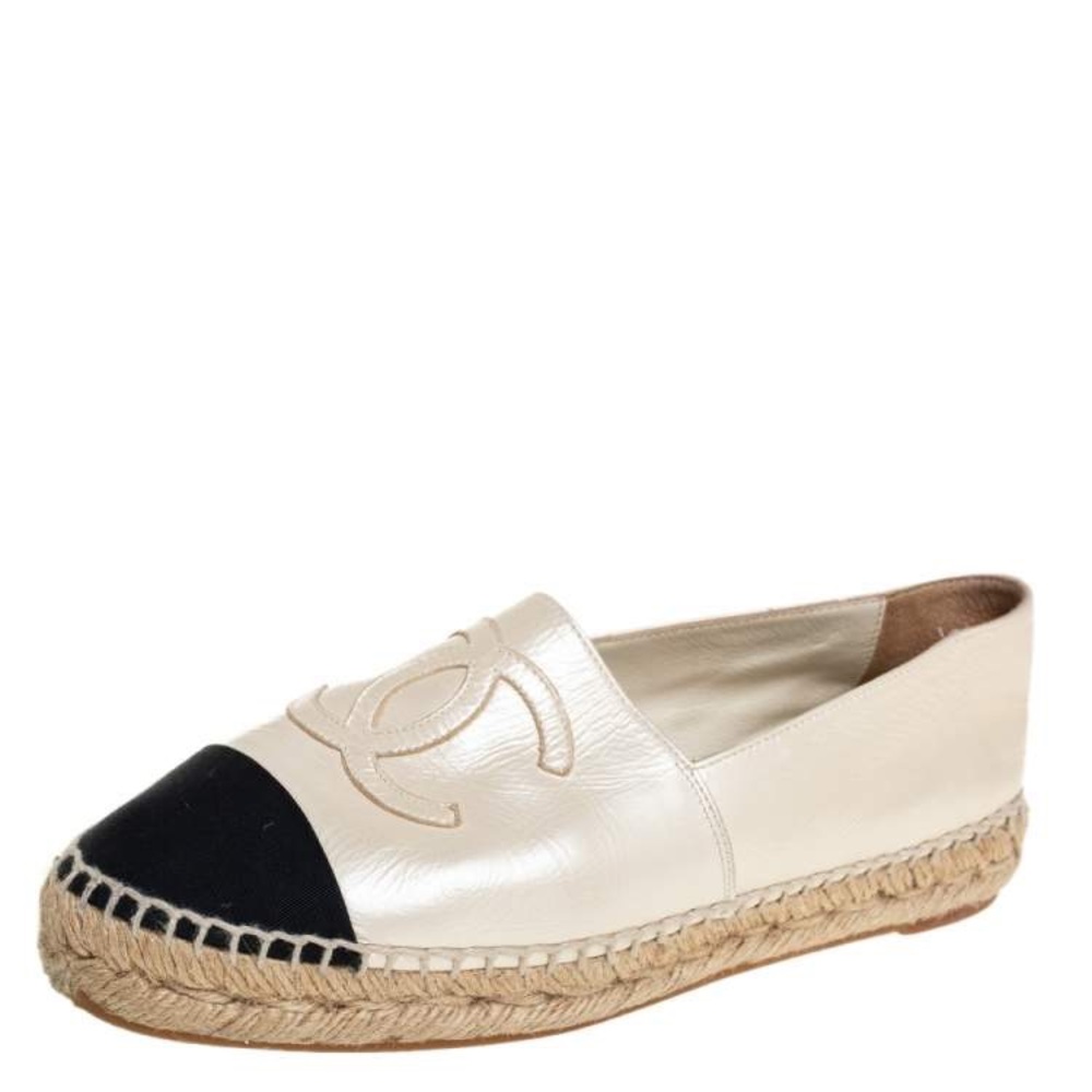 Chanel Interlocking CC Logo Leather Espadrilles size 42